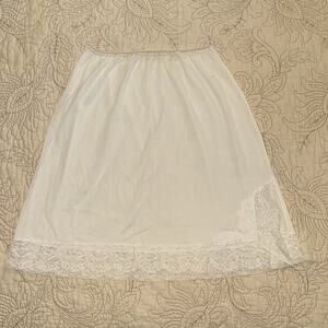 Vintage Vassarette nylon slip